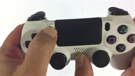 What is the connector type of the Sony Dualshock 4 .